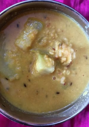 লাউ দিয়ে মুগ ডাল(Lau diye moong dal recipe in Bengali) রেসিপির প্রধান ছবি
