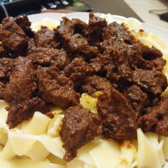 A picture of Easy beef stroganoff.