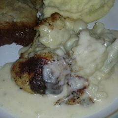 A picture of Cauliflower Cheese.