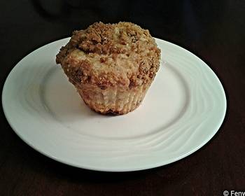 Unique Cuisine Mixed Berry White Chocolate Chip Streusel  Muffins Restaurant Style