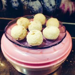 A picture of Coconut Laddu.