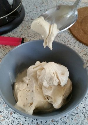 A picture of Healthy banana icecream.