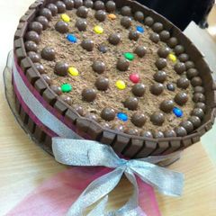 A picture of choclate cake.