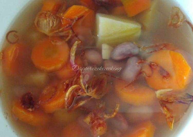 Langkah Mudah untuk Menyiapkan Sop Sehat (Kacang Merah, Wortel dan Kentang), Enak
