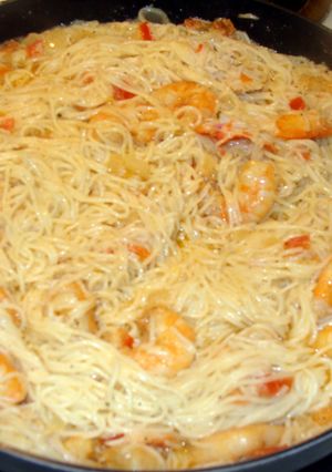 A picture of taisen's shrimp and crab scampi.