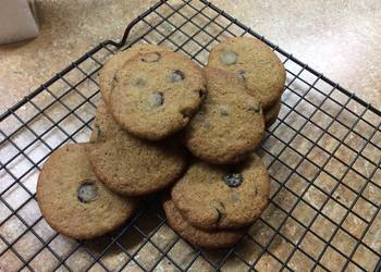 How to Prepare Yummy Chocolate Chip Cookies