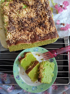 Foto resep Bolu Pandan Santan Panggang (4 telur)