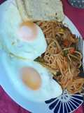 Fideos con salsa y mix de verduras ❤️