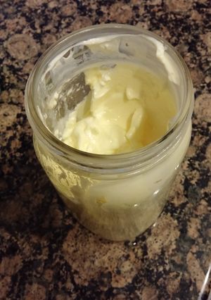 A picture of Mayonnaise.