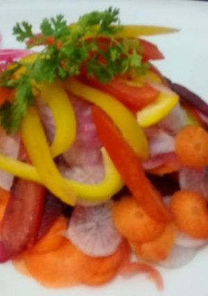 A picture of Healthy veggie salad.