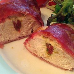A picture of Vickys Italian-Style Chicken w Pesto & Parma Ham, GF DF EF SF NF.