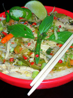 A picture of Mike's Spicy Thai Chicken Rice Noodle Soup.