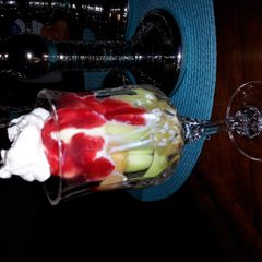 Melon rainbow Sundaes A picture of Melon rainbow Sundaes.