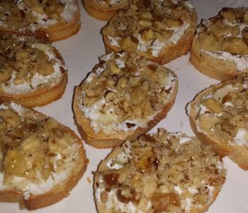 Popular Recipe Goat cheese and walnut crostini Restaurant Style