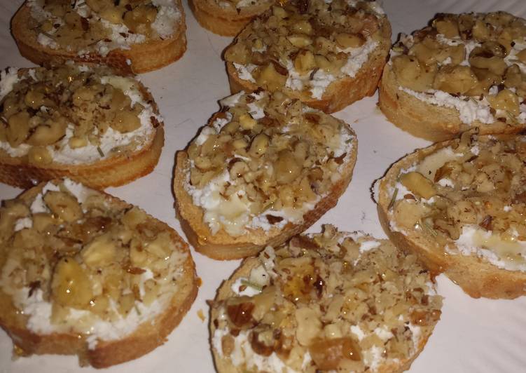 Step-by-Step Guide to Make Quick Goat cheese and walnut crostini