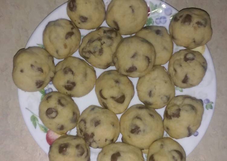 Chocolate chip balls