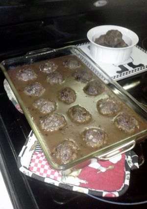 A picture of Billy's Meatball's and Brown Gravy.