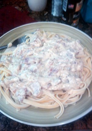 A picture of Stacy's Carbonara con Fetucchini (Sicilian).