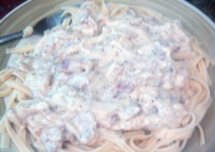 Recipe of Quick Stacy&#39;s Carbonara con Fetucchini (Sicilian)