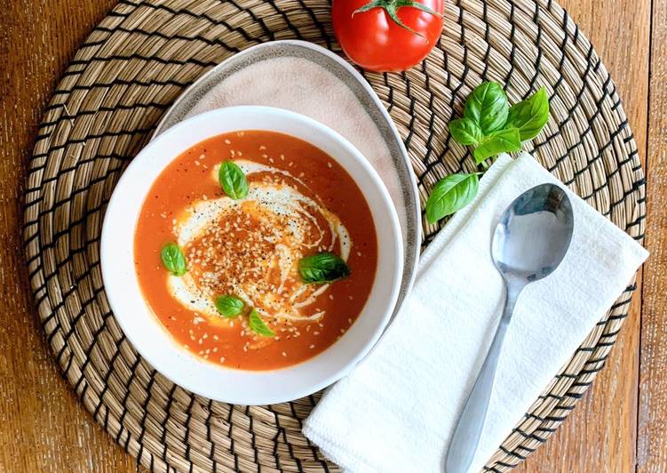 La Meilleur Recette De Crème de tomate au yaourt et basilic