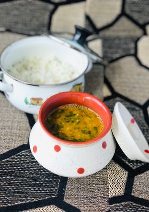 દાલ પાલક (Dal Palak Recipe In Gujarati) રેસીપી મુખ્ય ફોટો