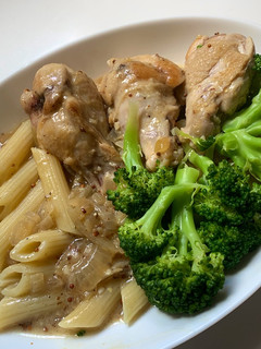 芥末籽醬燉雞（可搭義大利麵、麵包、飯） 的食譜成品照片