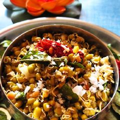 A picture of Moong Sprouts Sundal.