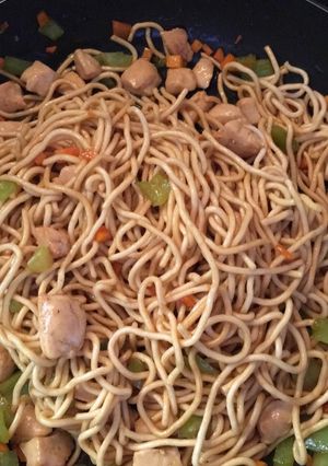Φωτογραφία της συνταγής Noodles με κοτόπουλο στήθος