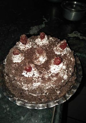 A picture of Eggless chocolate cake without oven.