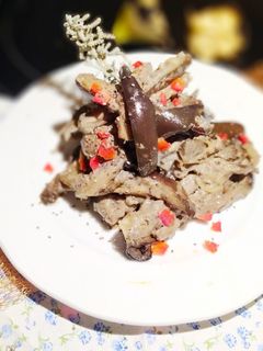 Una foto de Berenjena con Salsa de Coco y Semillas de Chía