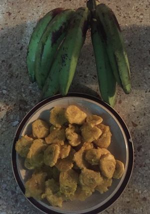 Una foto de Plátano (banano) al ajillo