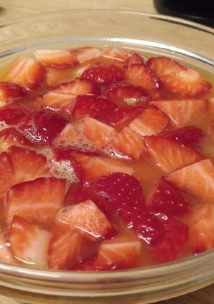 Una foto de Fresas con zumo de Naranja