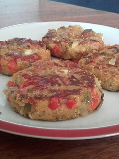 Una foto de Hamburguesas de quinoa y pollo