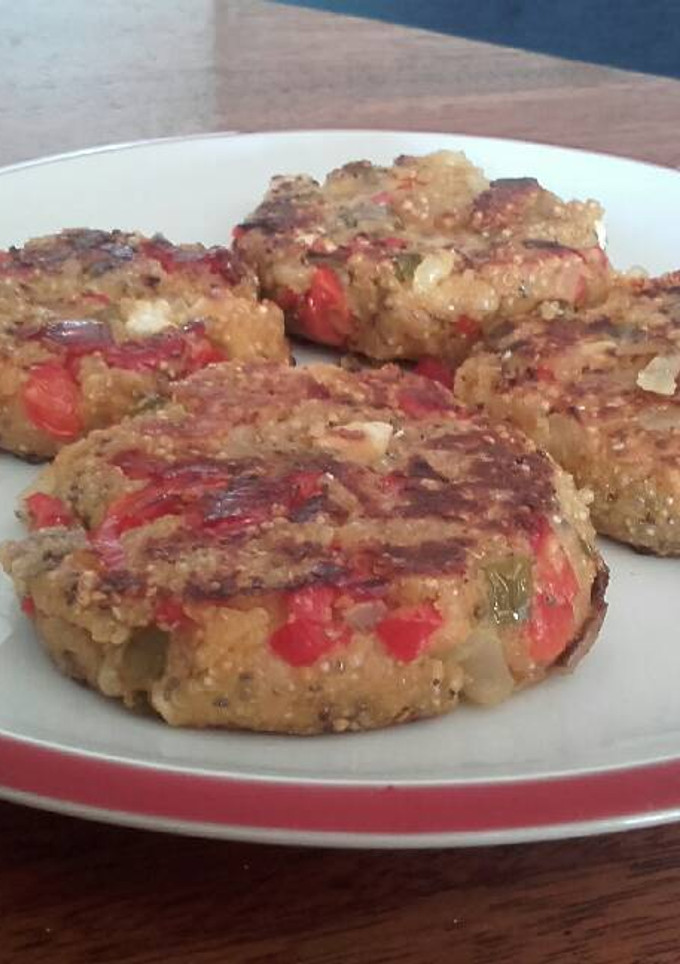 Una foto de Hamburguesas de quinoa y pollo