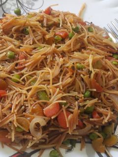 मिक्स वेज सेवई (Mix Veg Sewai recipe in hindi) रेसिपी मुख्य फोटो