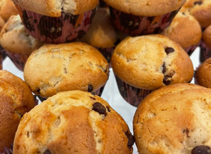 Φωτογραφία της συνταγής Cupcakes βανίλιας με σταγόνες σοκολάτας γάλακτος