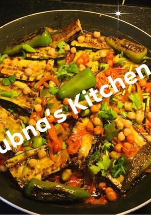 A picture of Grilled Courgette and Chickpeas Curry:.