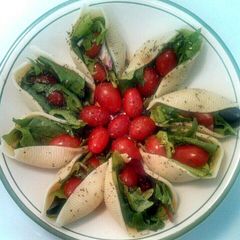 A picture of Salad Stuffed Shells.