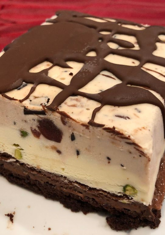 A picture of Spumoni Ice Cream Cake.