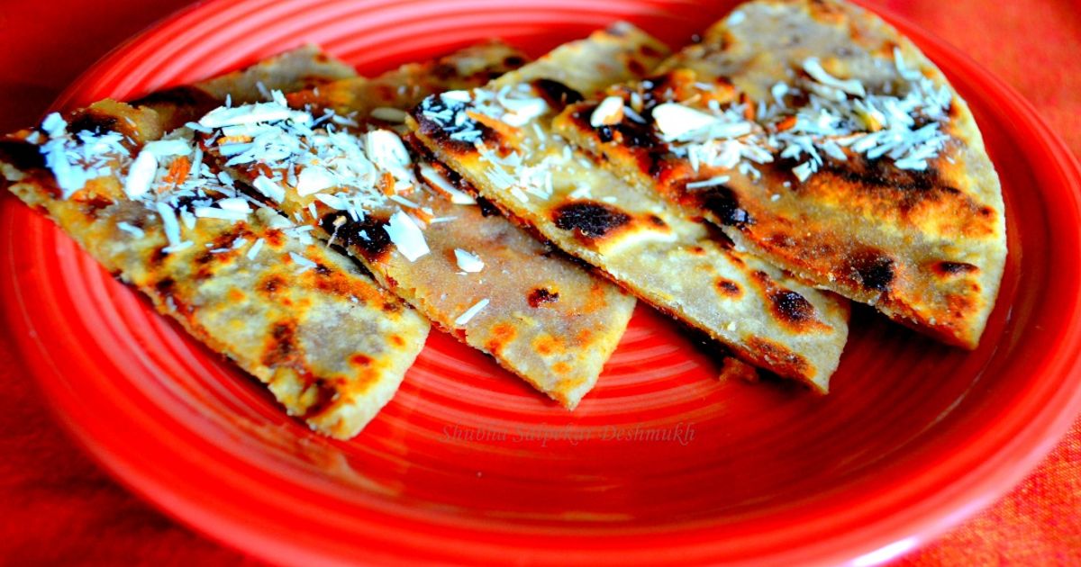 Khajoor Mawa Roti Recipe by Shubha Salpekar Deshmukh - Cookpad
