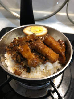 手切魯肉飯(鑄鐵鍋一鍋到底) 的食譜成品照片