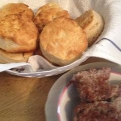 A picture of Grandma's homemade biscuits.