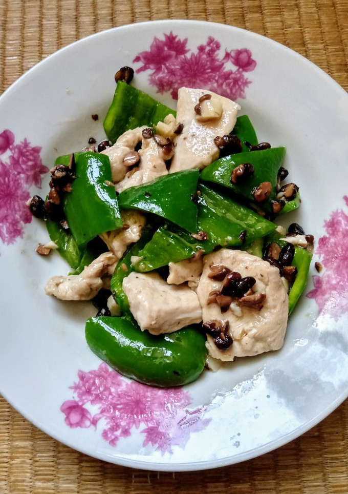 豉椒雞片（低醣生酮餐）（簡單料理）（便當菜） 的食譜成品照片
