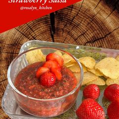 A picture of Strawberry Salsa.