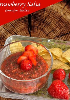 A picture of Strawberry Salsa.