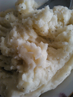 A picture of mashed potatoes.
