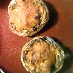 A picture of Mae's Stuffed Mushrooms.