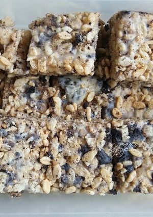 A picture of Milky Oreo Krispies.