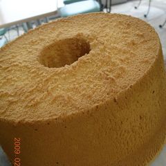 A picture of Basic Milk Chiffon Cake.