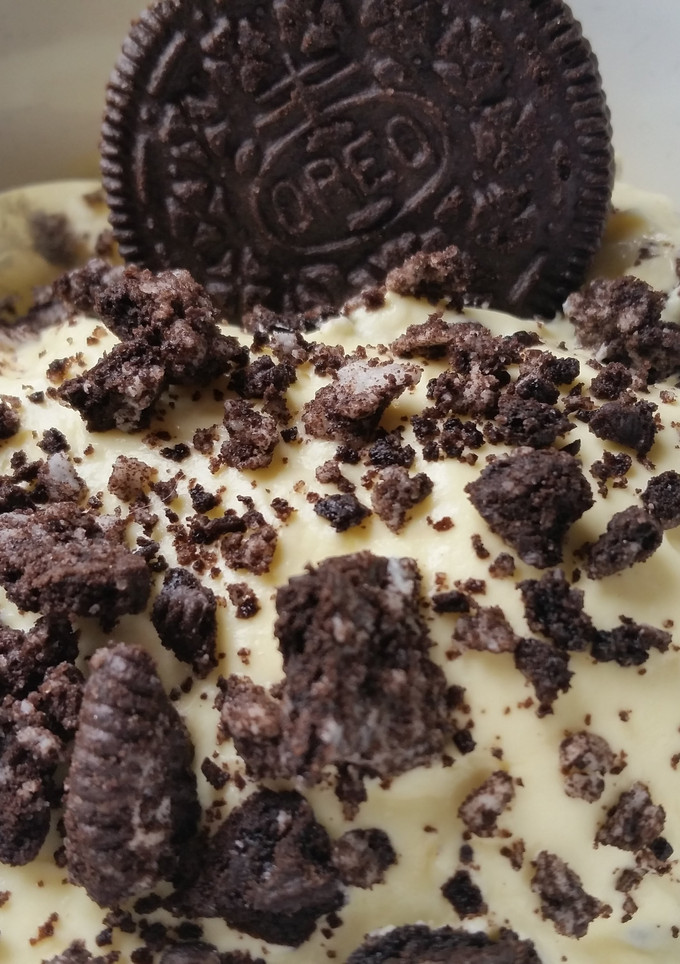 A picture of Oreo Dirt Pudding.